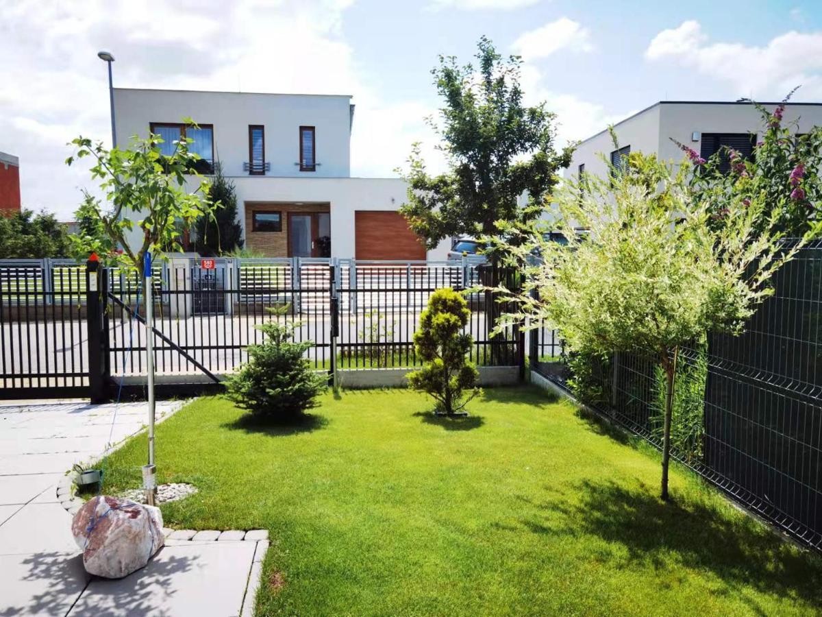 Yipin Villa Praga Exterior foto